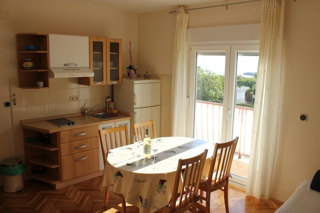 Omis Apartmani Mouse Eksteriør billede