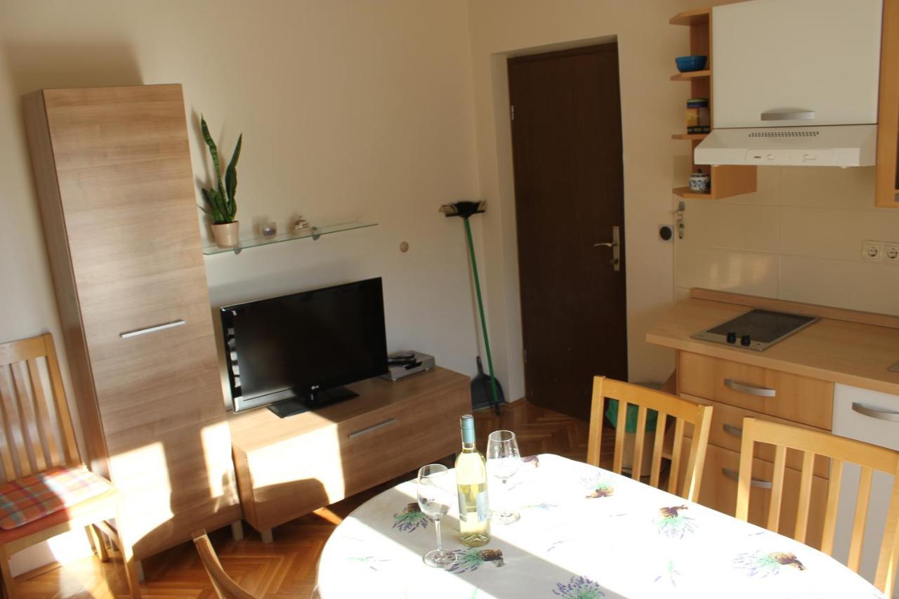 Omis Apartmani Mouse Eksteriør billede