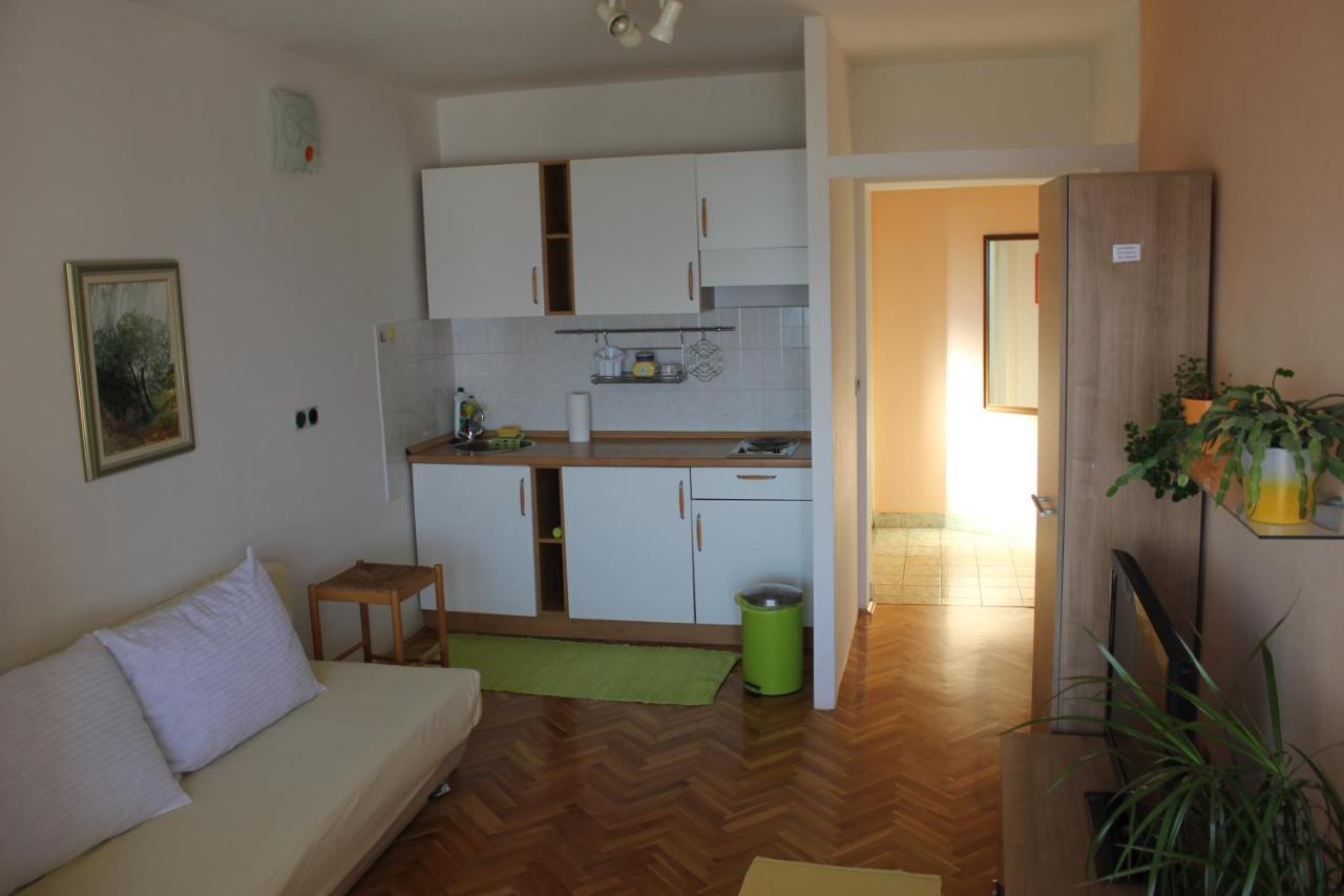 Omis Apartmani Mouse Eksteriør billede